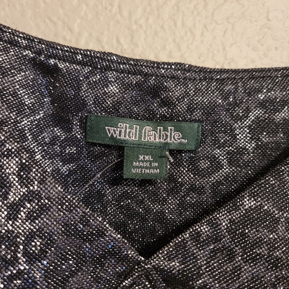 Wild Fable Metallic Silver Cheetah Print Top - Picture 3 of 7